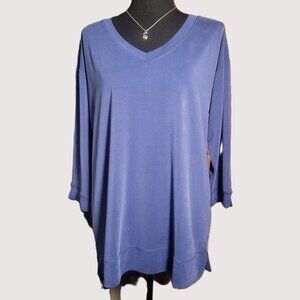 Chico's Zynergy V-Neck Blue Slide Slits 3/4 Sleeve - Size 0 (fits size 4-6)